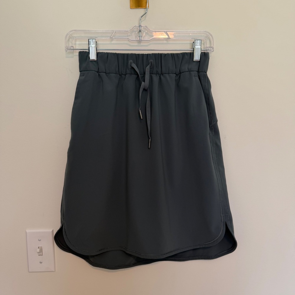 Lululemon Beyond the Studio Skirt Grey Blue Drawstring Athletic Mini Skirt SZ 4